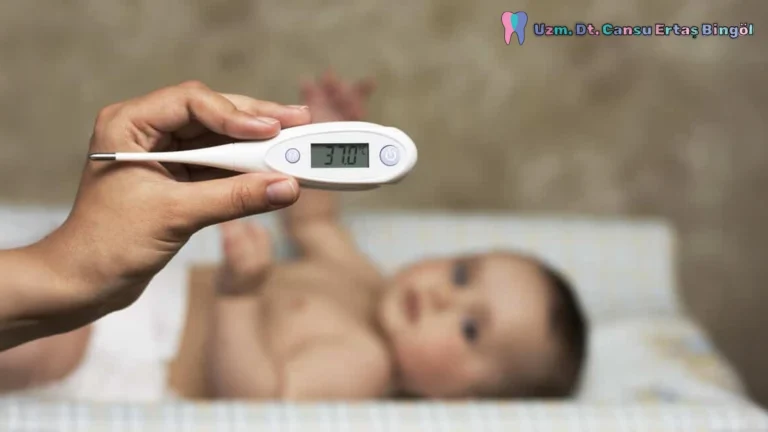 Diş Çıkarma Bebeklerde Yüksek Ateşe Sebep Olur mu
